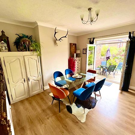 Lovely, Sunny House, By The Beach & Centre! Lytham St Annes Exteriör bild